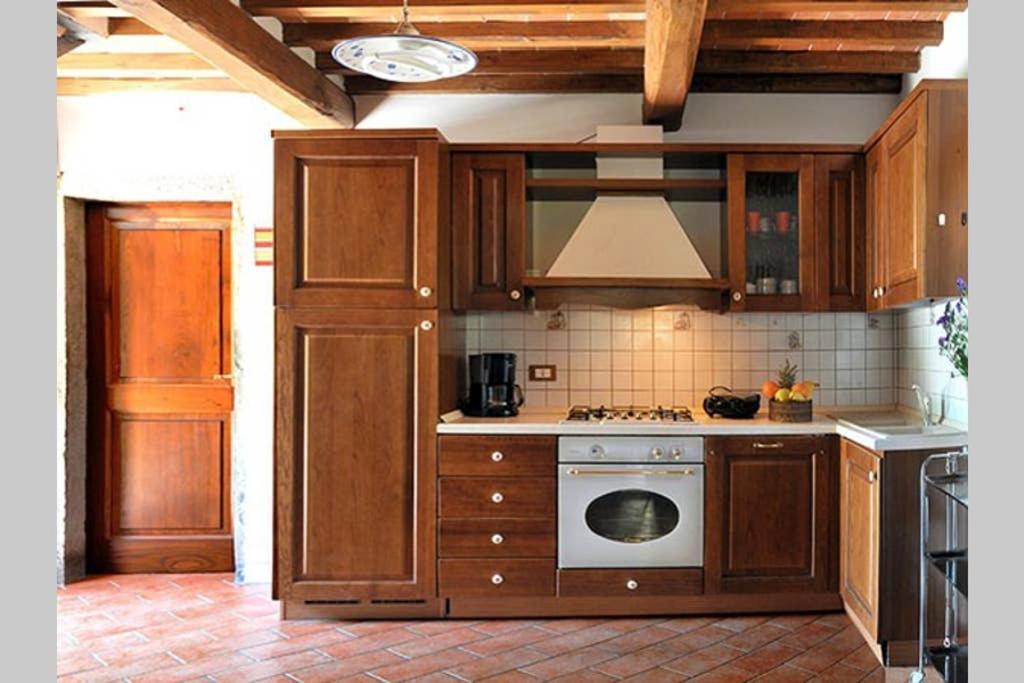Tuscan Charme Of Cottage Roccaio Countryside Cortona Castiglion Fiorentino Bagian luar foto